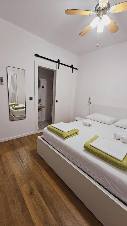 Vinko Rooms Primošten Exterior foto